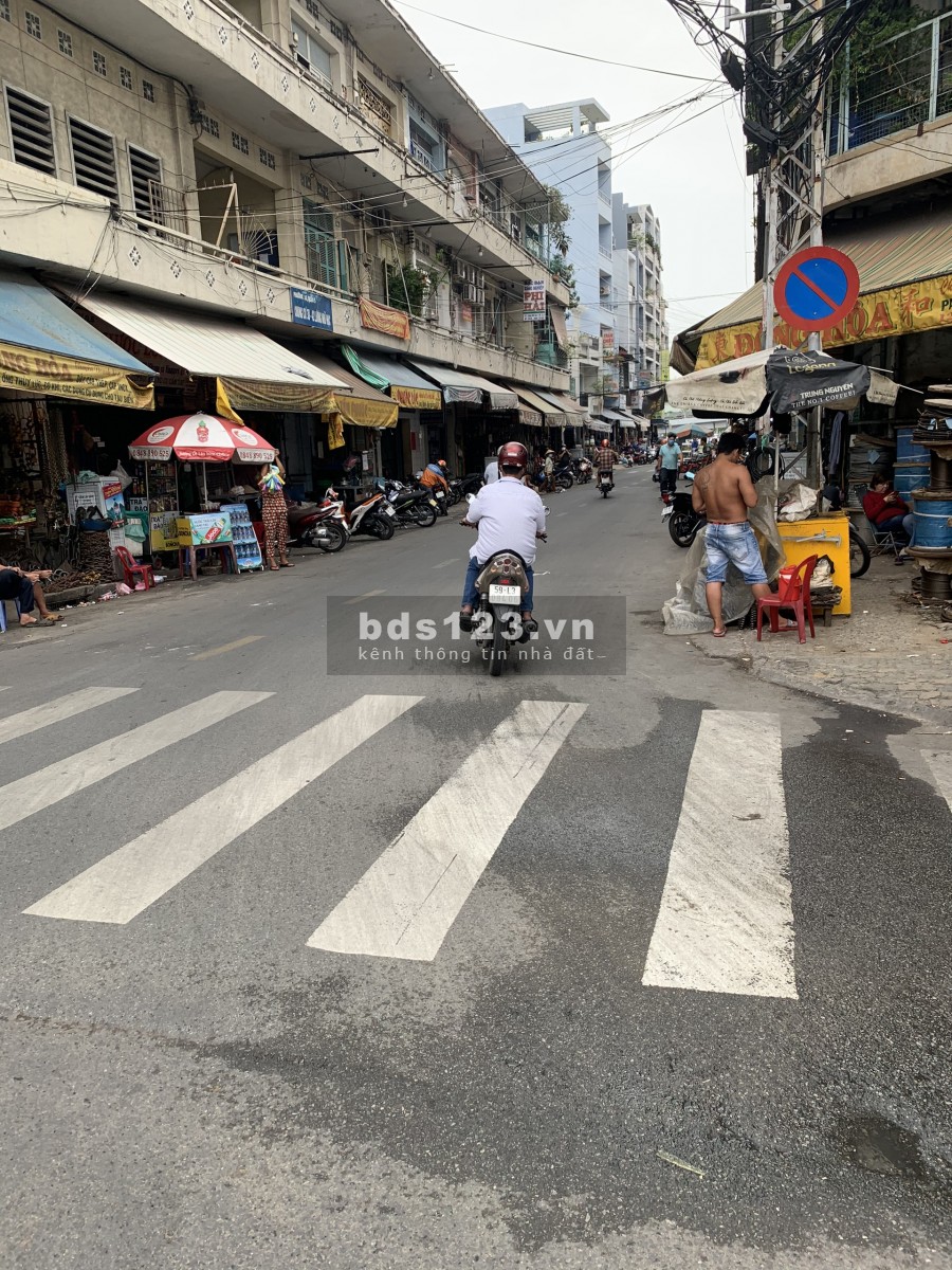 Nợ ngân hàng bán gấp nhà đội đầu MT Lương Nhữ Học, P.10, Quận 5