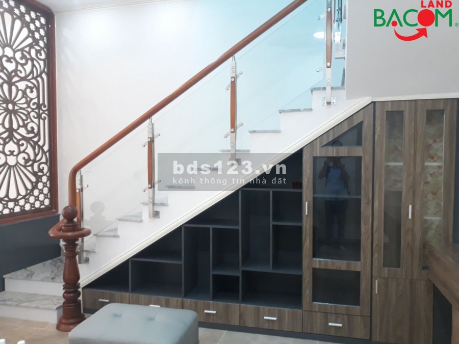 Nhà 1T1L shr full thổ cư đường 2 ô tô sát KDC Tân phong giá chỉ 4ty200