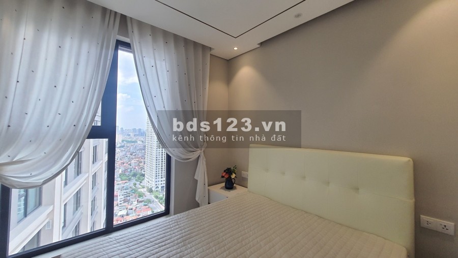 Cho thuê chung cư cao cấp King Palace 108 Nguyễn Trãi 99m2 3PN full nội thất.L/H: 0963146006