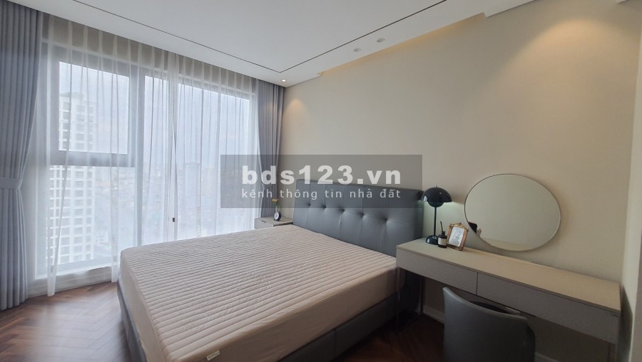 Cho thuê chung cư cao cấp King Palace 108 Nguyễn Trãi 99m2 3PN full nội thất.L/H: 0963146006
