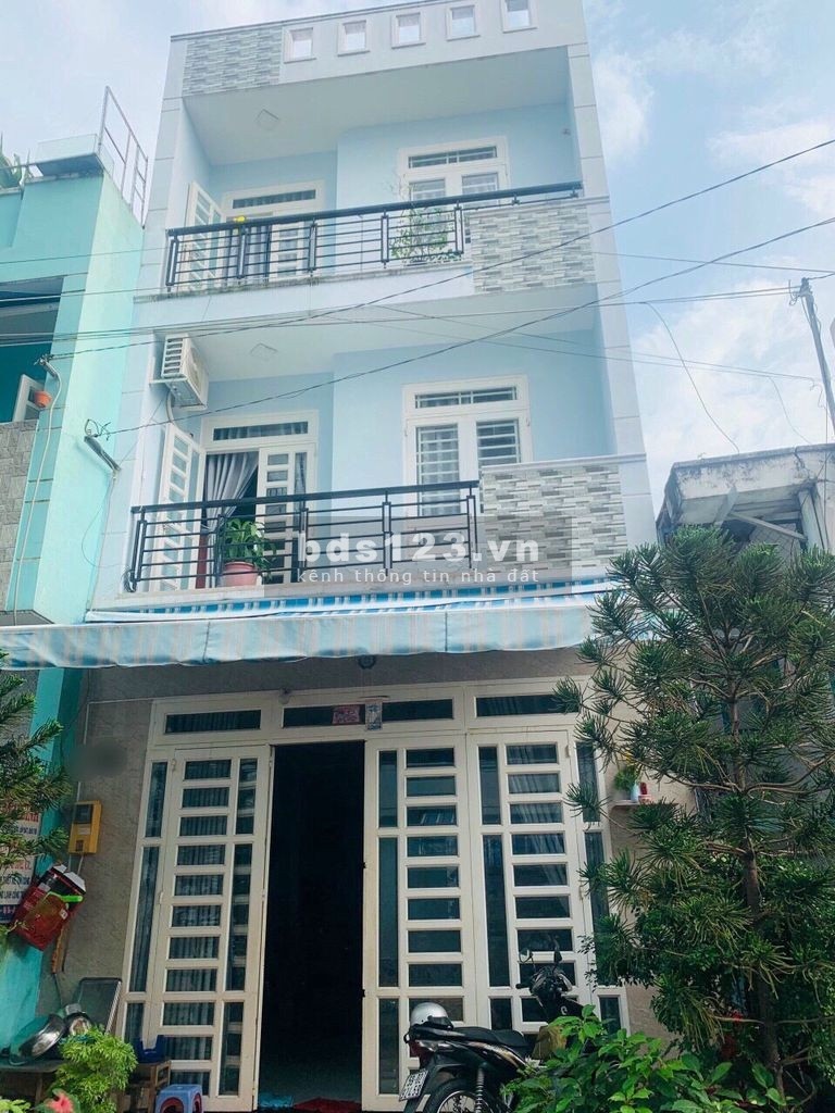 Nhà hẻm xe tải Lê Sát, 2 lầu, sân thượng, 3 PN, 4WC
