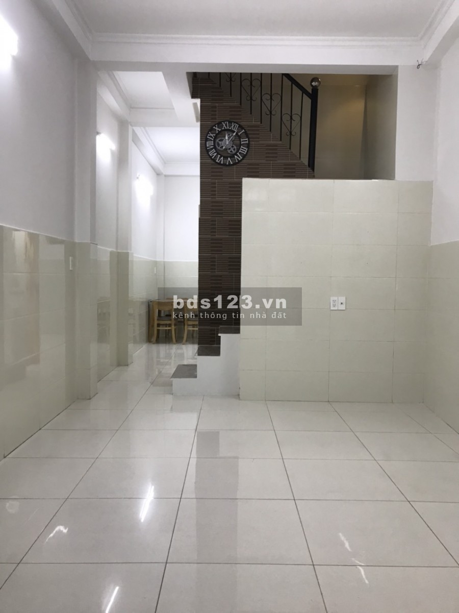 Nhà nguyên căn đẹp đường số 2, phường Trường Thọ, giá 1.8 tỷ, nở hậu