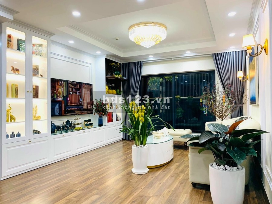 Chính chủ bán căn 106m thông thuỷ VIP nhất khu