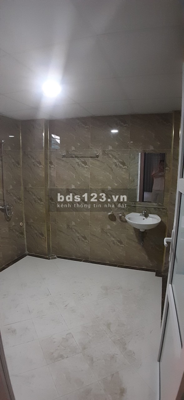 Bán nhà mặt phố Phương Canh - Nam Từ Liêm - HN, 5 tầng, 43.5 m2, giá 3.85 tỷ