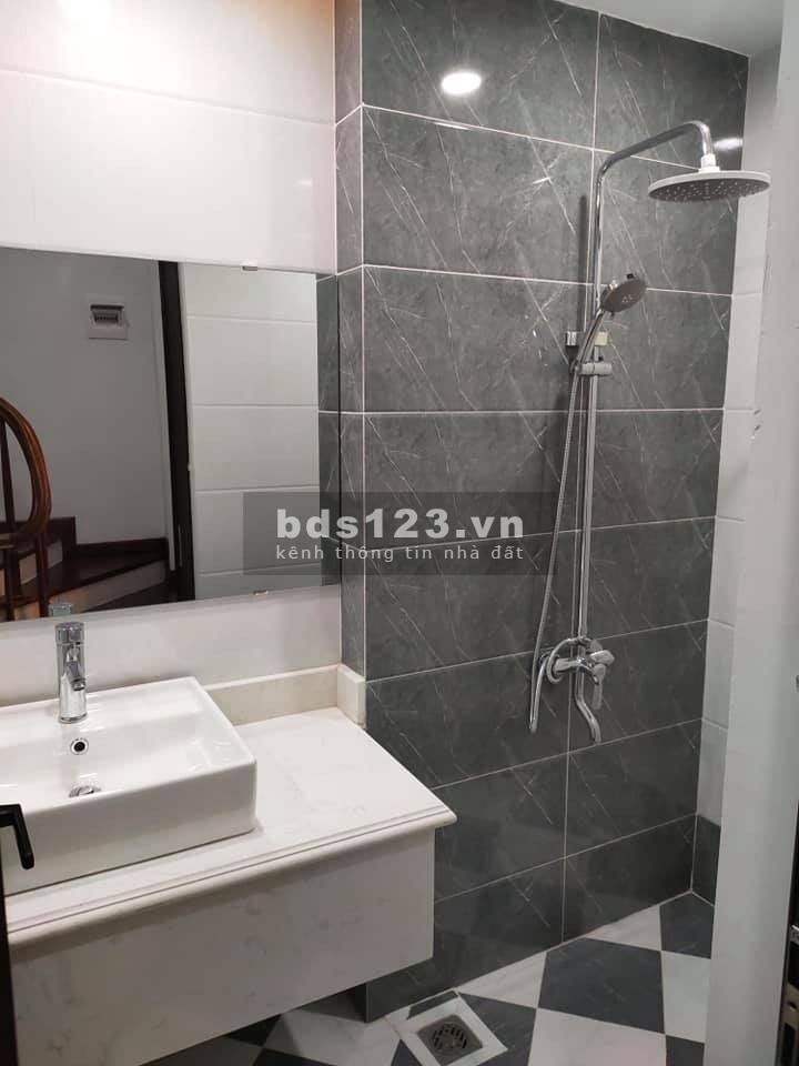 Bán nhà đẹp mới xây 5 tầng x 52m2 phố Quan Hoa, Cầu Giấy giá 7,5 tỷ. LH 0912442669