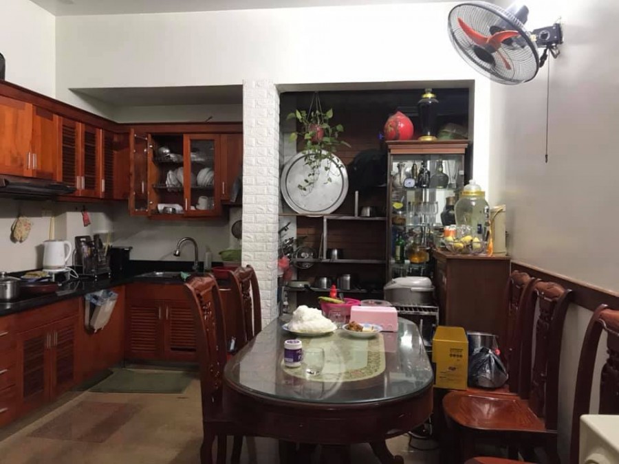 Nhà hiếm trung tâm Cầu Giấy 44m2*5T, giá chỉ 4.5 tỷ