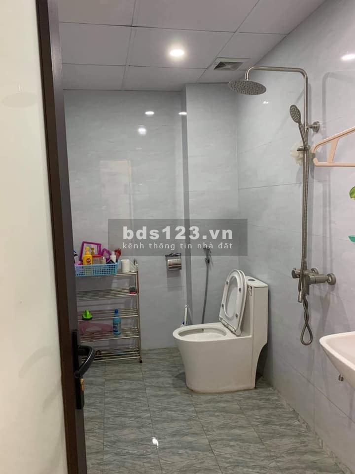 Bán nhà Xuân Phương Quận Nam Từ Liêm diện tích 31m2, 5 tầng, giá 2,5 Tỷ
