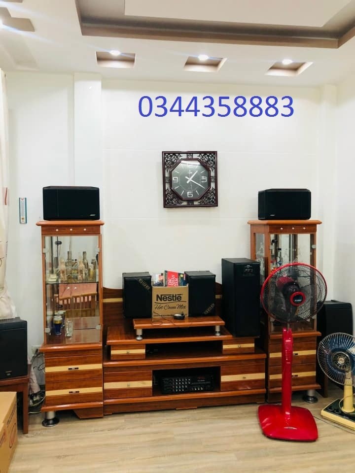 Bán nhà ngõ to rộng đẹp, Quận Thanh Xuân. DT 32m 5 tầng giá chỉ 3,3 tỷ
