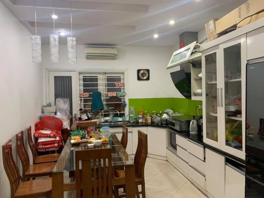 Bán nhà Phố Vũ Ngọc Phan 62m2x4T, nhỉnh 10 tỷ, ngõ ô tô tránh, kinh doanh đỉnh.