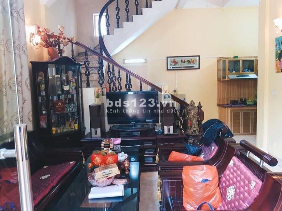 Nhà nguyên căn lô góc, ngõ ba gác Phúc Diễn, Quận Nam Từ Liêm, giá chỉ 3.6 tỷ