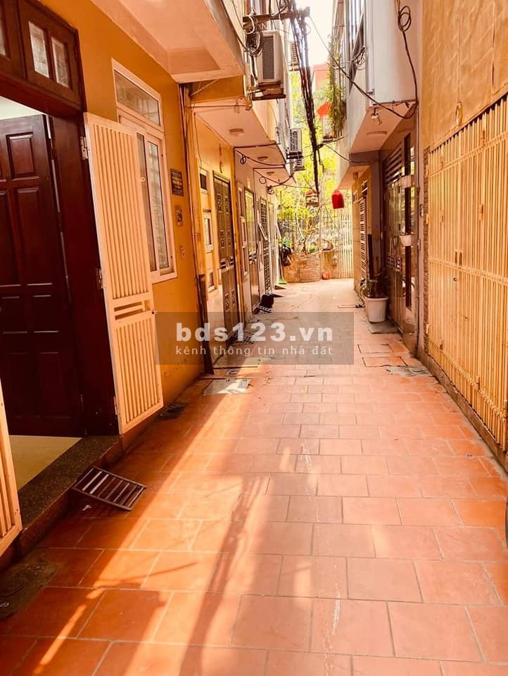 Nhỉnh 4tỷ có ngay nhà đẹp Ba Đình an sinh tốt, nhà rộng ở sướng 63mx5T, ngõ rộng