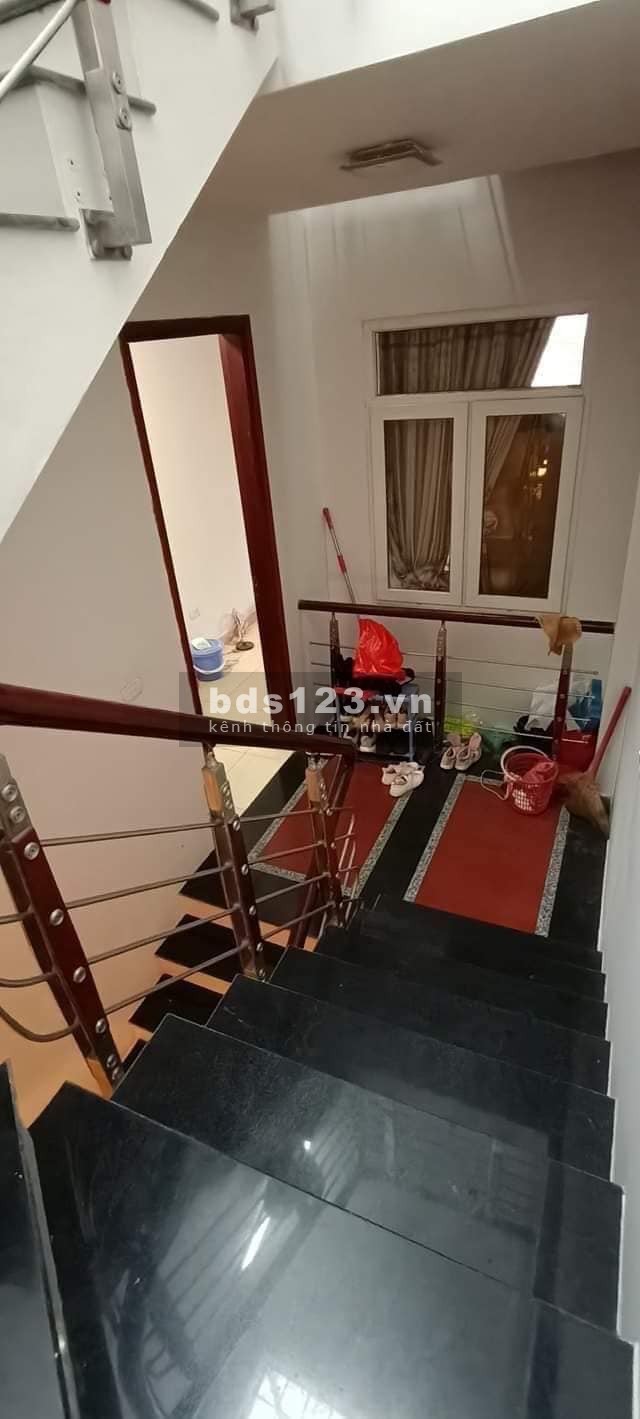 Mỹ Đình nhỉnh 3 tỷ, ngõ rộng, Chủ nhà tặng full Nội thất, chỉ việc xách vali đến ở