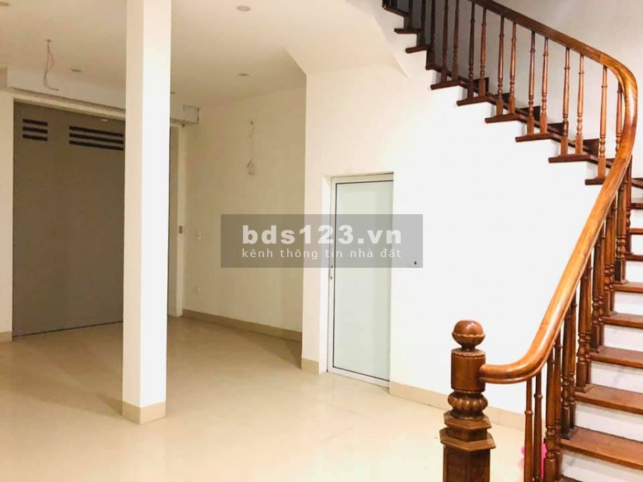 Bán nhà phân lô sa đôi 90m2, 4 tầng, mt 6m, kinh doanh ô tô vào nhà giá chào 12 tỷ