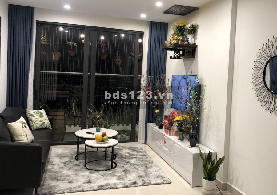Chính chủ cần bán căn hộ 2PN+1 tại S3 Vinhomes Smart city. 2tỷ4.