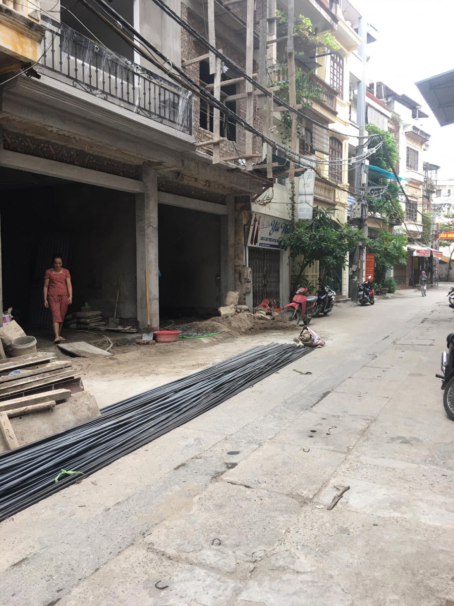Bán Nhà Phan Đình Giót 70m2, 5 Tầng Thang Máy, Mới Koong, MT 4m, Ô Tô Tránh, Gần Phố