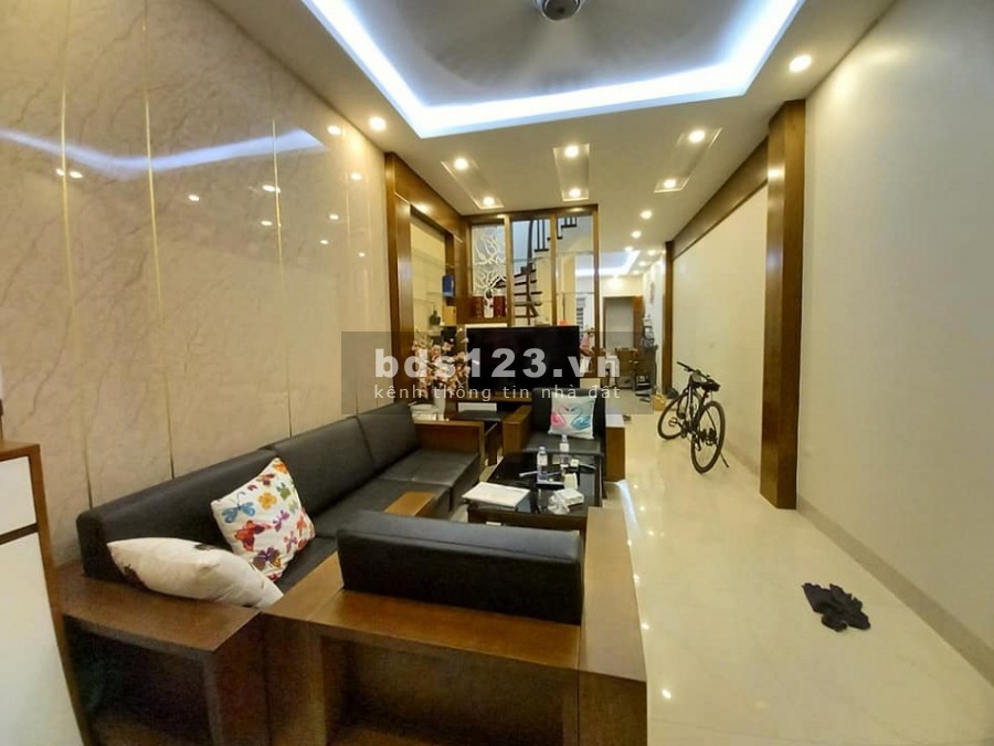 Bán nhà Lê Quang Đạo đẹp long lanh, dân trí cao dt 35m2 giá 3,25 tỷ