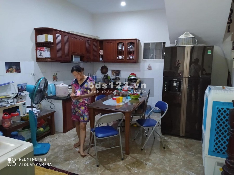 Nhà 4 tầng ngõ 139 Phạm Văn Đồng, KD đỉnh, DT 47m2 MT 4.7m giá 5.2 tỷ