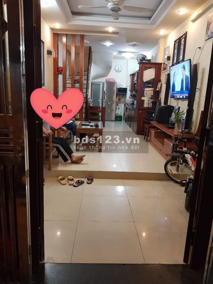 Mỹ Đình nhỉnh 3 tỷ, ngõ rộng, Chủ nhà tặng full Nội thất, chỉ việc xách vali đến ở