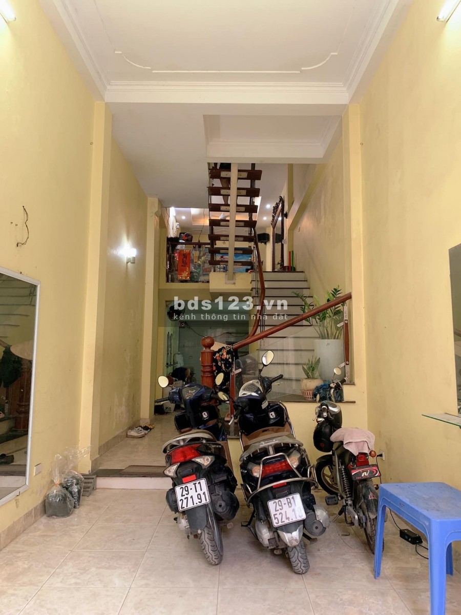 DT 52m2 4.6m mặt tiền ô tô tránh vào nhà kinh doanh sầm uất Quận Thanh Xuân