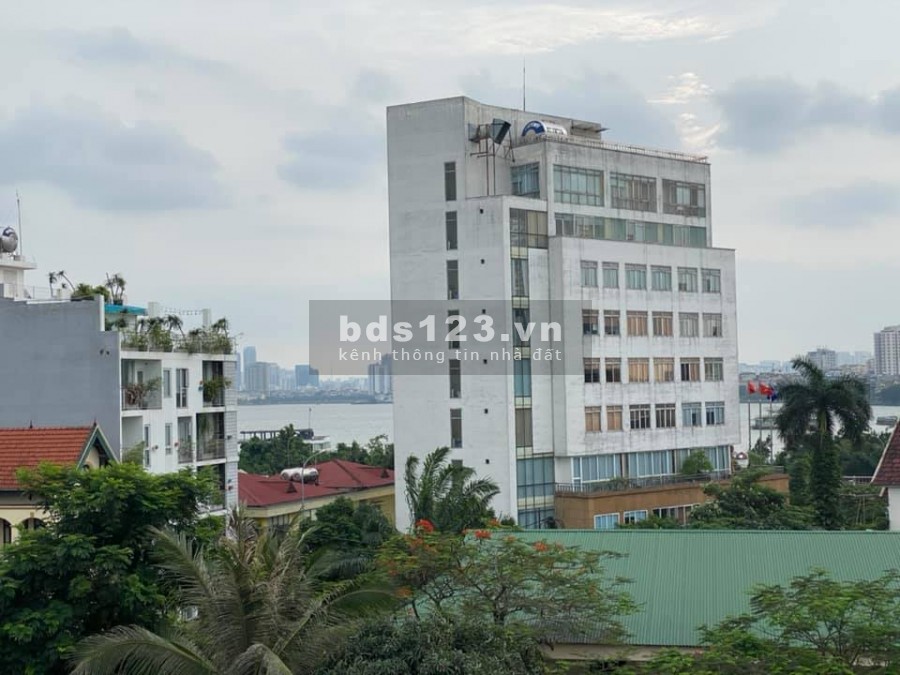 Bán nhà nguyên căn Tây Hồ Âu Cơ 2 thoáng 70m2, giá 7.8tỷ view Hồ Tây
