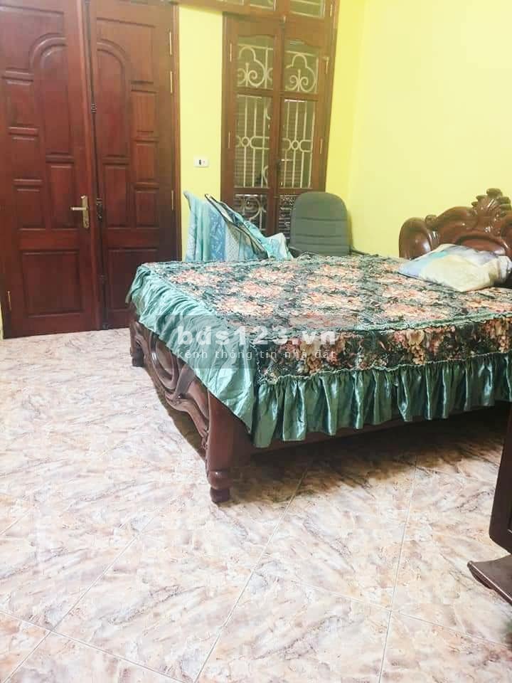 Bán nhà sân vườn130m2 x 4 tầng-Hoa Lâm,Long Biên- Mặt tiền 12m