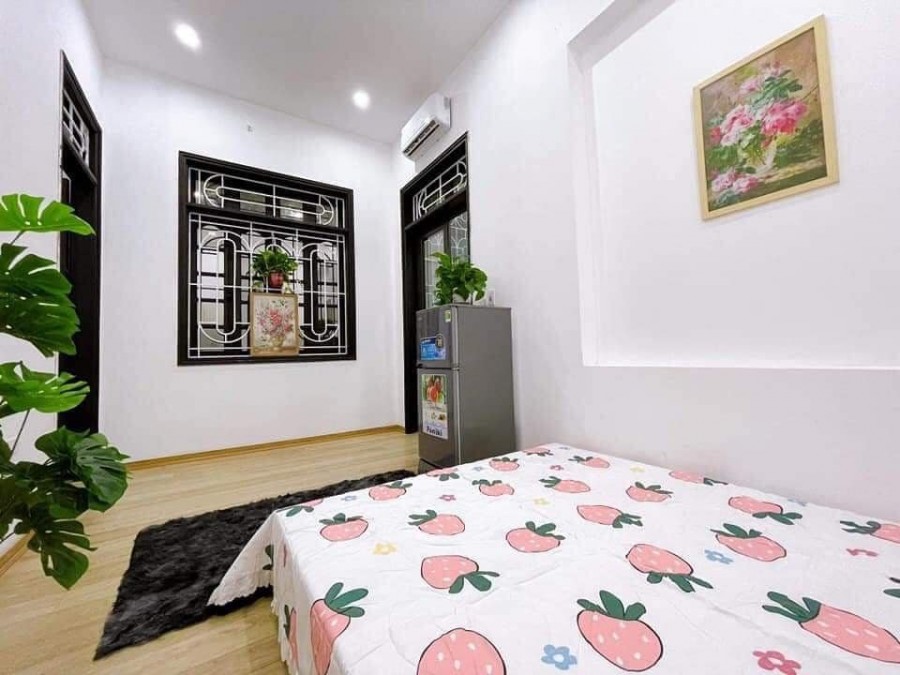 Bán phá giá nhà Phú Đôi 52m2 x 5 tầng, mt 5m, thuê 36tr/th, giá bán 5,2 tỷ