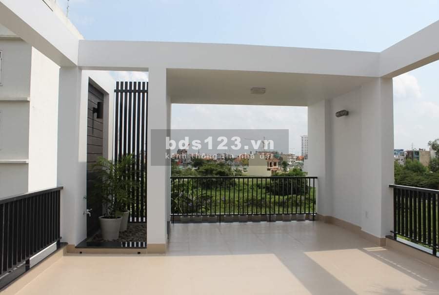 Bán nhà mặt tiền Trần Cao Vân dt 77.5m2, Quận Phú Nhuận, 4 tầng đúc bê tông, giá chỉ 12.3 tỉ