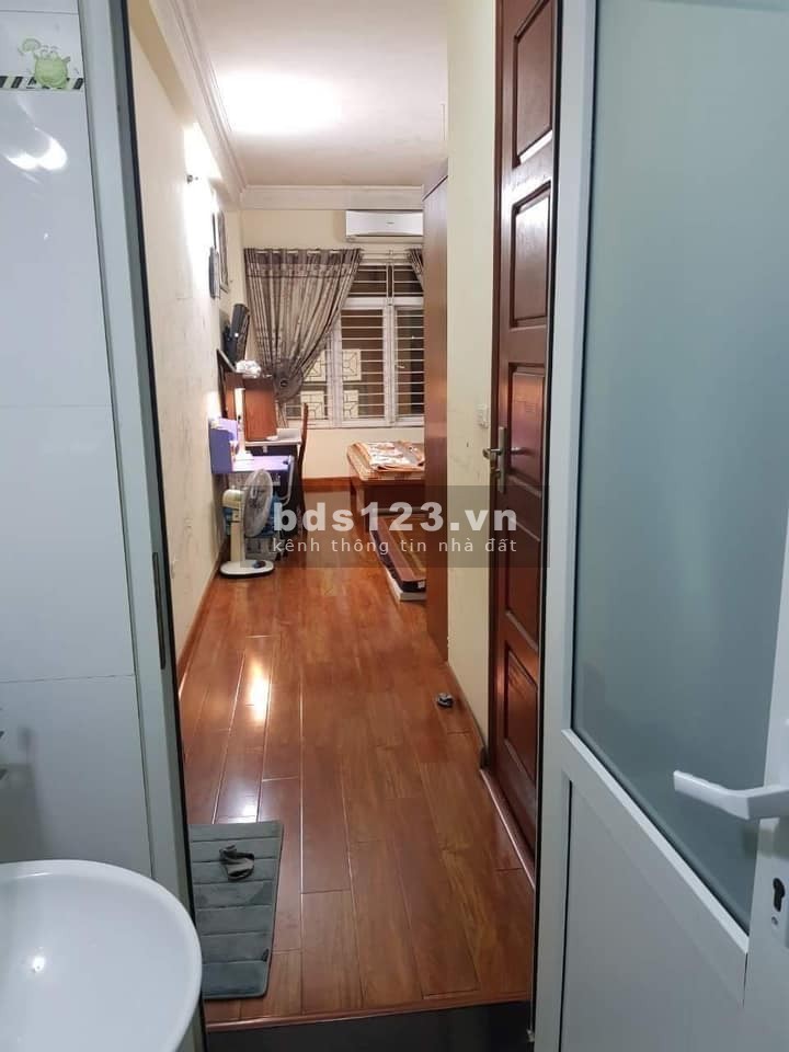 Mỹ Đình nhỉnh 3 tỷ, ngõ rộng, Chủ nhà tặng full Nội thất, chỉ việc xách vali đến ở