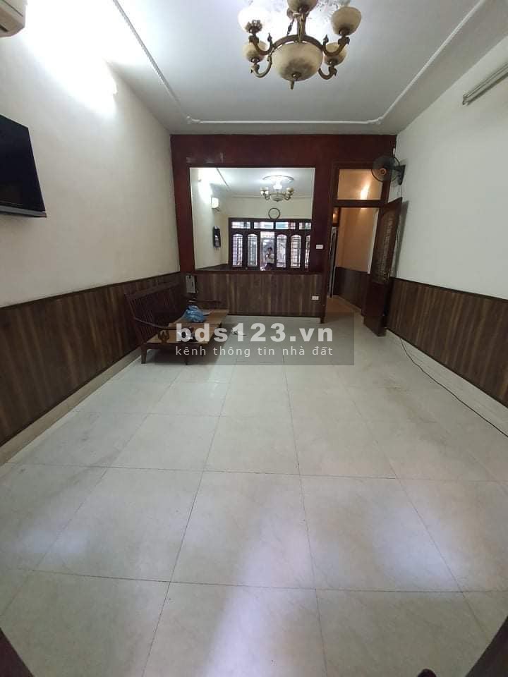 Vị trí mặt tiền đường lớn, tiện kinh doanh Cát Linh, dt 75m2, 5 tầng đúc, giá 15.3 tỷ