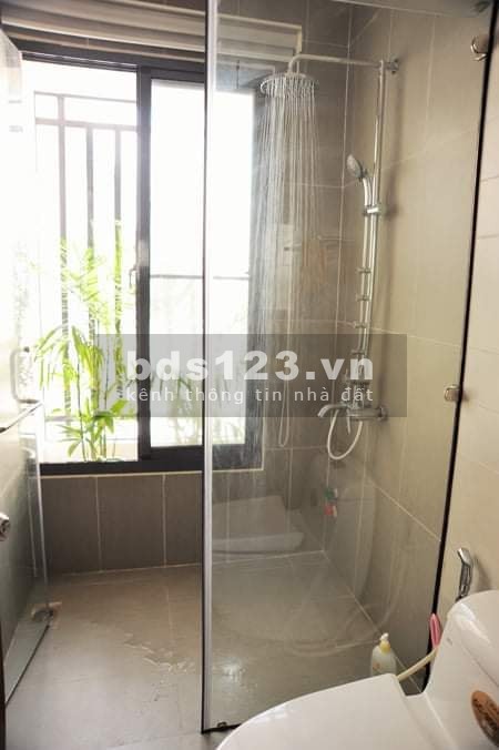 Bán nhà mặt tiền Trần Cao Vân dt 77.5m2, Quận Phú Nhuận, 4 tầng đúc bê tông, giá chỉ 12.3 tỉ