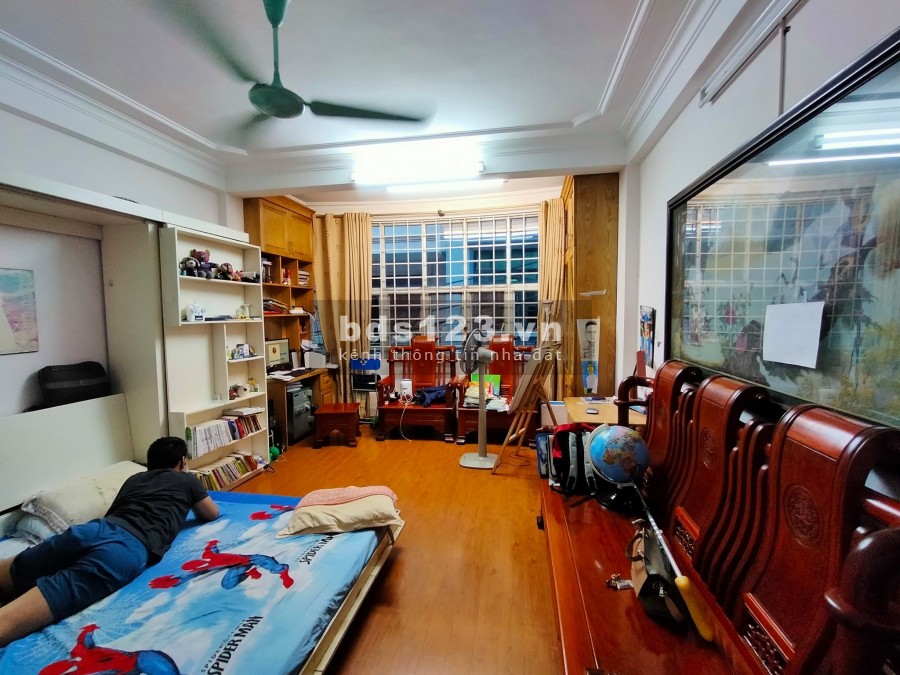 Bán gấp phân lô Trần Quang Diệu giá 11.8 tỷ, dt 50m 4 tầng, mt 4.5m
