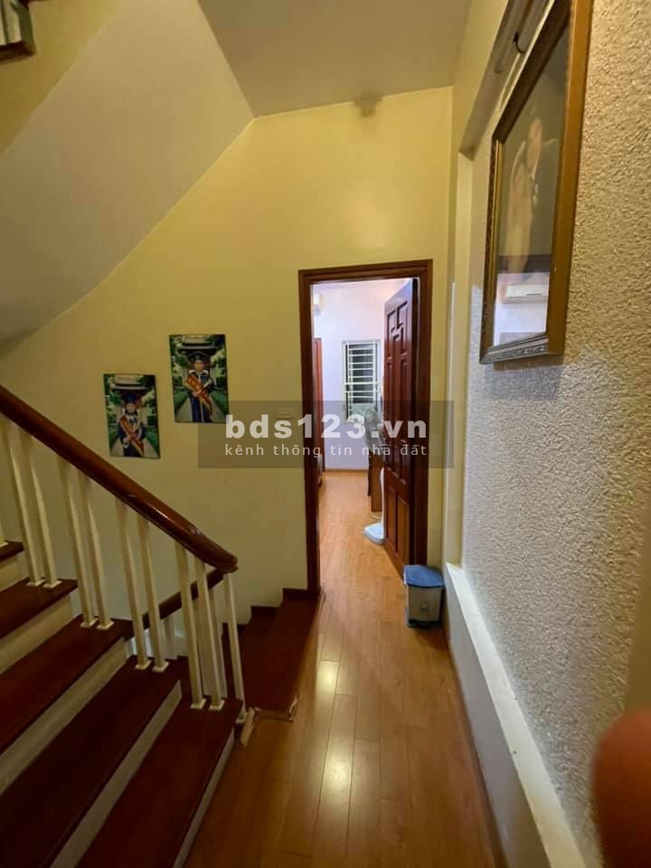 Bán nhà Ngõ 110 Trần Duy Hưng. 55m2, 5 tầng, MT 4M, 5.1 tỷ. LH: 0936161529