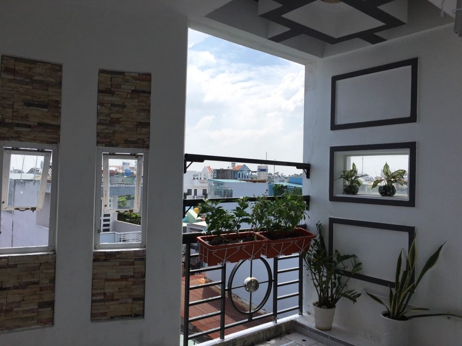 Bán nhà đẹp đang kinh doanh hẻm nhựa 2 xe tải tránh, dt 105m, 5 tầng, giá 8.8 tỷ, Phạm Văn Chiêu, Gò Vấp