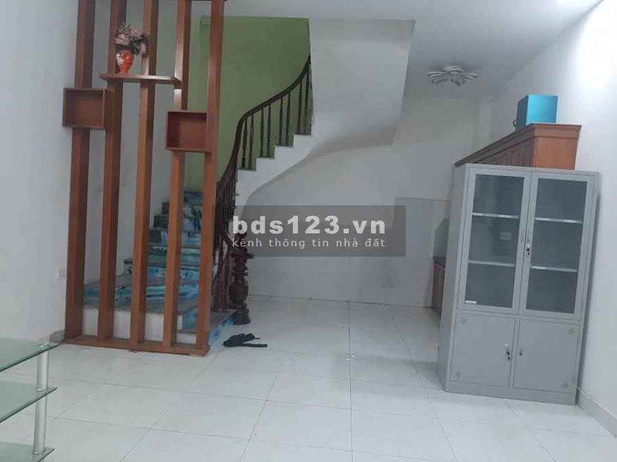 Bán nhà trung tâm Tứ Hiệp dt 43m2, mt 5m lô góc, giá nhỉnh 3 tỷ liên hệ 0988623934