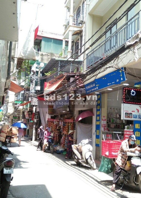 Bán nhà mặt phố Hoàng Mai 8,29 tỷ, vị trí đẹp như mơ, kinh doanh, oto đỗ