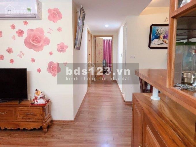 Nhà đẹp bán gấp căn hộ tầng trung tòa CT2A1 Tây Nam Linh Đàm dt 96m2 SĐCC giá 3.05 tỷ
