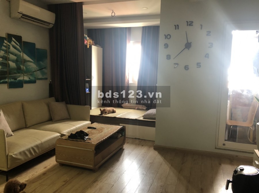 Cần bán gấp căn hộ 1 ngủ tại khu đô thị mới Nghĩa Đô, 45m2 giá 1.6 tỷ.