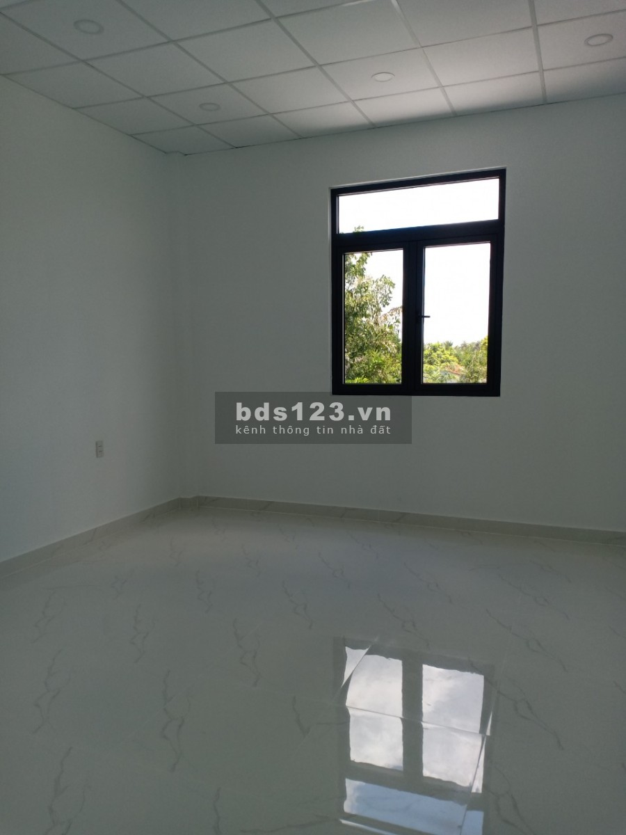 Nhà phố KĐT mới mở, MT Lê Văn Lương, 1 trệt 2 lầu 90m2