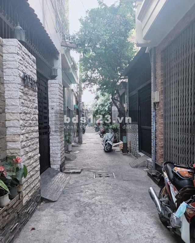 Bán gấp nhà 32m2 Trần Thánh Tông phường 15 Tân Bình hẻm 4m