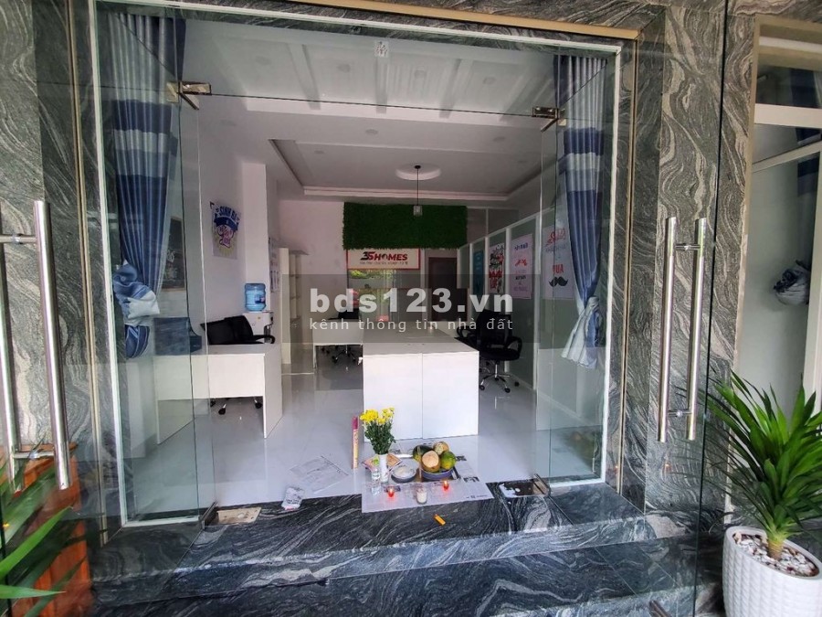 Nhà hẻm xe tải Nguyễn Hửu Cảnh diện tích sử dụng 5,5x12 giá 22 triệu