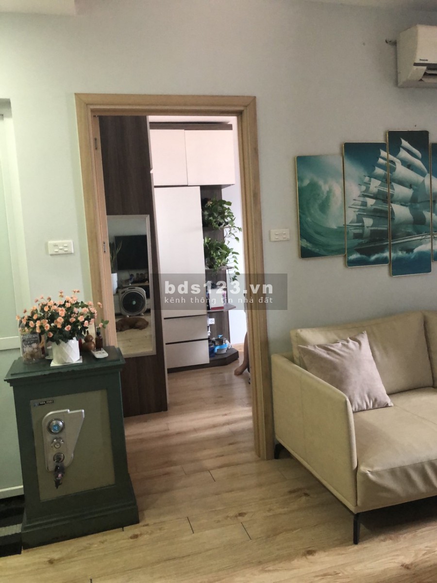 Cần bán gấp căn hộ 1 ngủ tại khu đô thị mới Nghĩa Đô, 45m2 giá 1.6 tỷ.