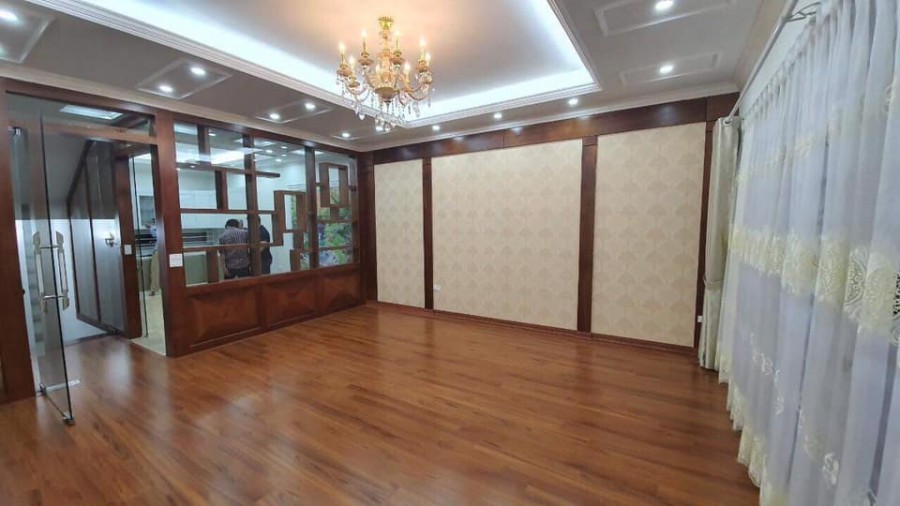 Bán nhà phân lô, ô tô tránh ở Phố Trung Kính, liên hệ ngay 0939.286833