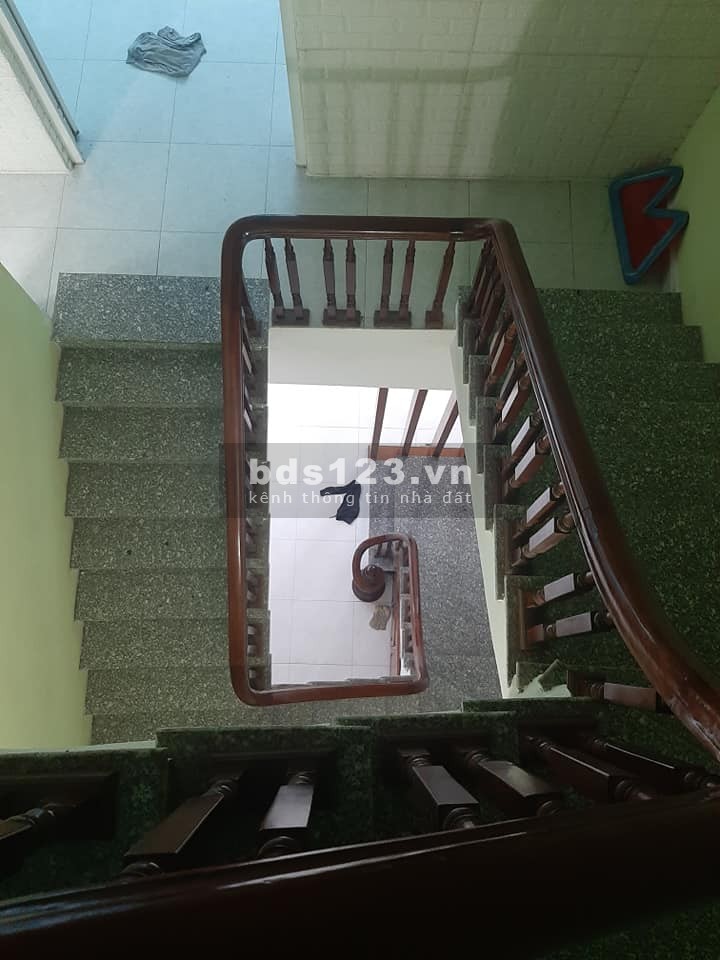 Bán nhà trung tâm Tứ Hiệp dt 43m2, mt 5m lô góc, giá nhỉnh 3 tỷ liên hệ 0988623934