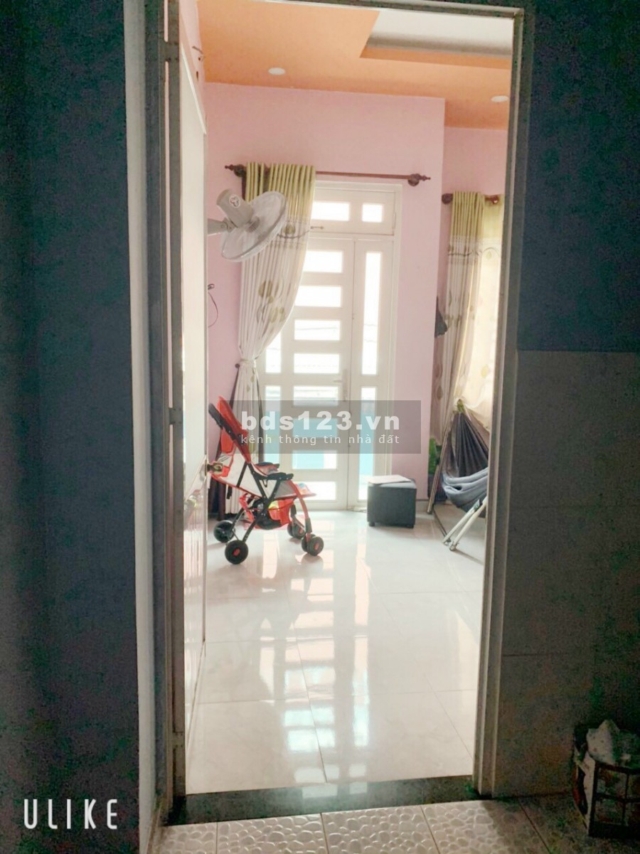 Dịch bán gấp Nhà 1T1L 60m2 HXH 6m gần MT Tân Xuân, Hóc Môn, giá bán nhanh 800tr, SHR
