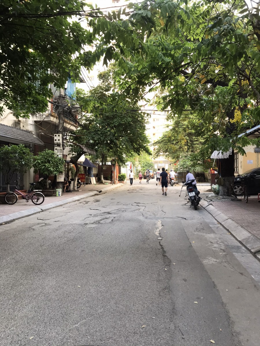 3 tỷ, 6 tầng, mặt phố Láng, kinh doanh siêu lợi nhuận. mt 3.8m