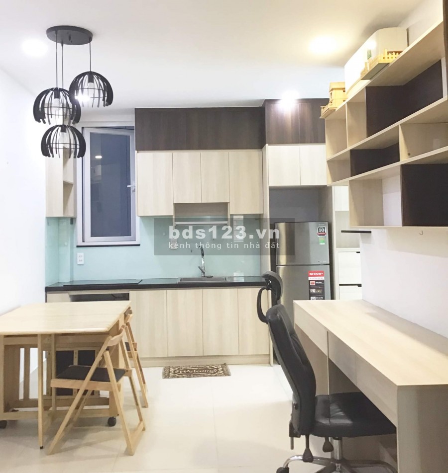 Cho thuê căn hộ đầy đủ tiện nghi có ban công máy giặt riêng Huỳnh Văn Bánh, Phú Nhuận