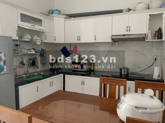 Nhà 1 lầu diện tích: 4x20m, hẻm xe hơi Huỳnh Tấn Phát, phường PT, Quận 7