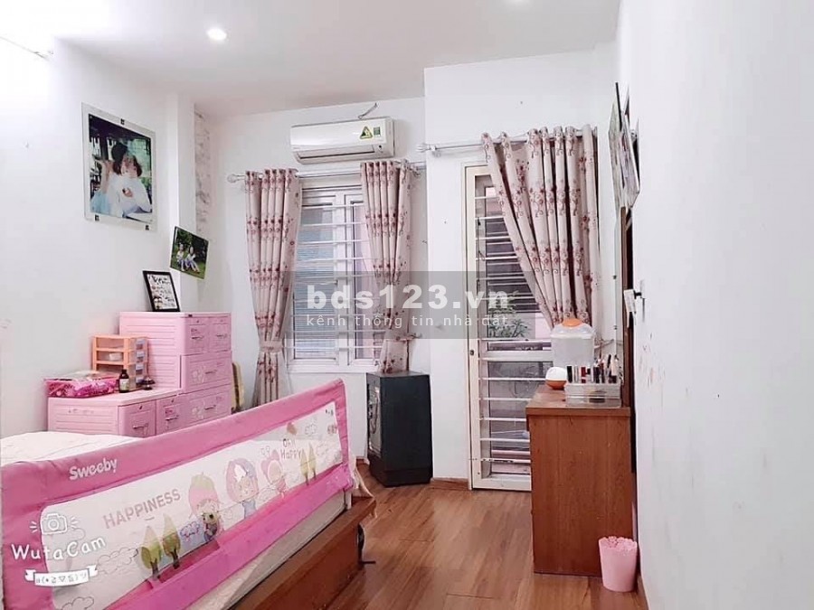 Bán nhà phố Thái Thịnh, ô tô vào tận cửa, giá 6.7 tỷ, liên hệ chính chủ