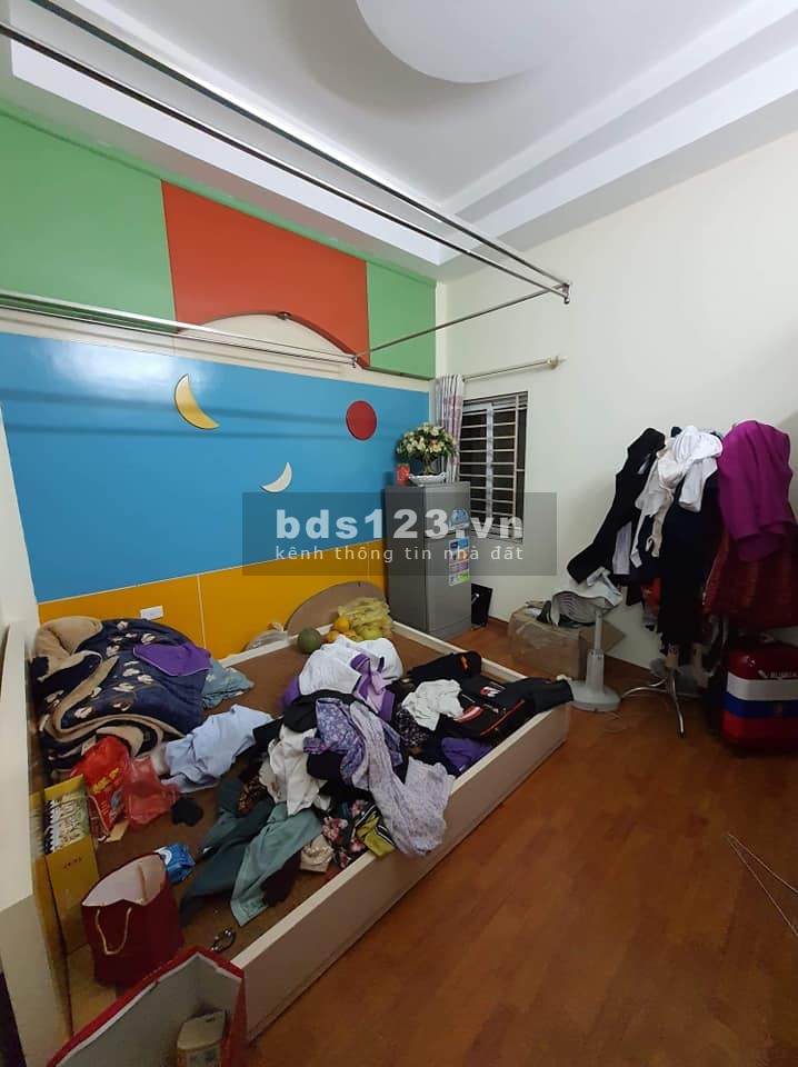 Bán nhà 79 Cầu Giấy, chủ nhà tặng nội thất, dt 60m2, mt 4m, 5 tầng, giá 4 tỷ