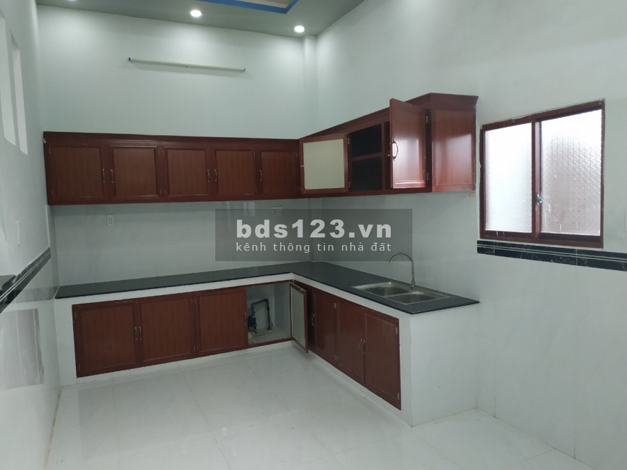 Nhà trong KĐT 5 sao 5.5x20m2 sổ hồng ra nhanh, sổ hồng thổ cư
